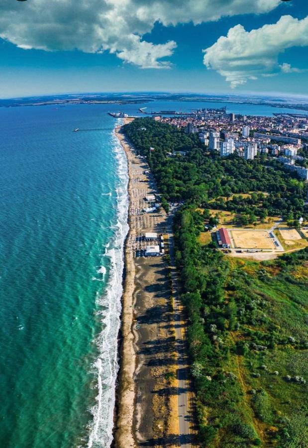 Елегантен Двустаен Апартамент Four Seasons Burgas Екстер'єр фото
